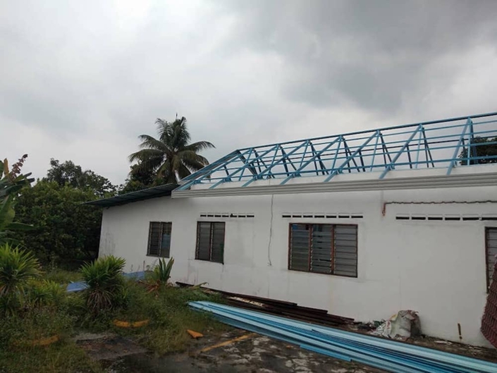 Steel Truss & Roofing Installation @ Seri Serdang